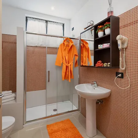 Il Torchio Di Alchieri Moreno E C Sas Hotel