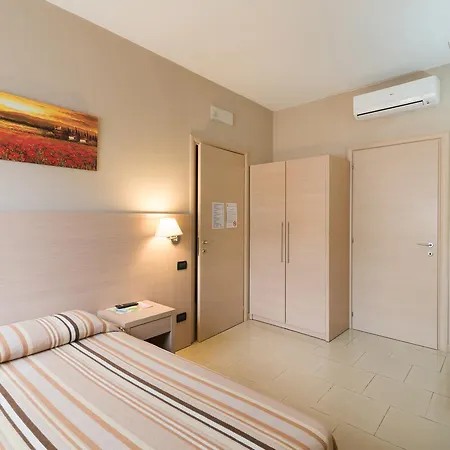 Il Torchio Di Alchieri Moreno E C Sas Hotell Pizzighettone